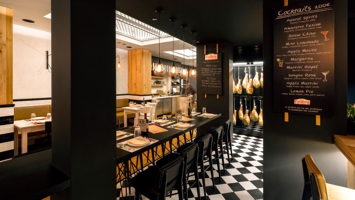 餐厅设计丨意大利典雅与现代酒吧的交汇